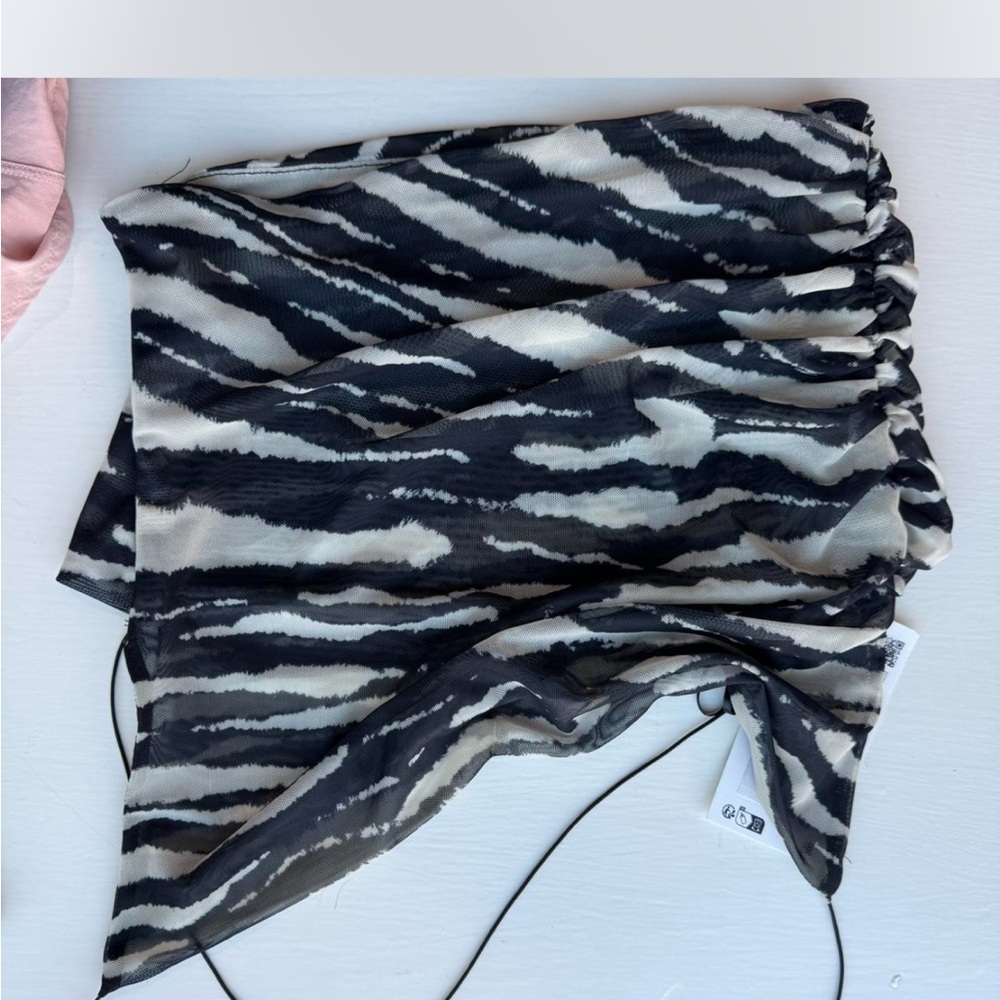 Zara Black and White Zebra Print Skirt NWOT